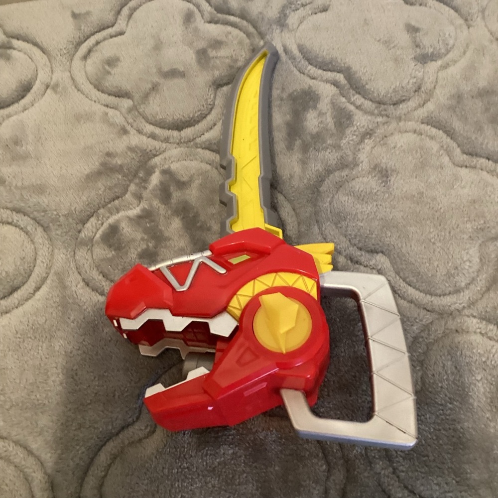 Red ranger weapon‼️